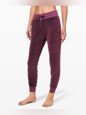 lululemon Warm Down Velour Jogger Heathered Artic Plum Size 6